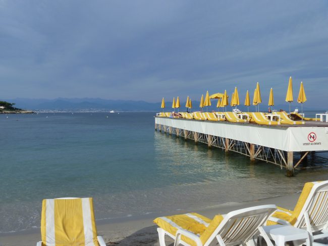 Plage Keller, La Garoupe, Cap d’Antibes | ©Woolmark / Flickr